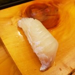 辰美寿し - 平目