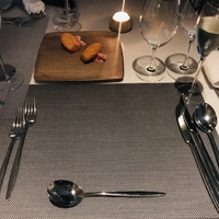 ブリーズ オブ トウキョウ - テーブルセット