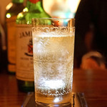 Bar Antiquite - Jameson Irish Whiskey のダブルのハイボール