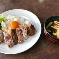 スマイリーネプチューン - オリジナルステーキ丼 スマイリーネプチューン - オリジナルステーキ丼