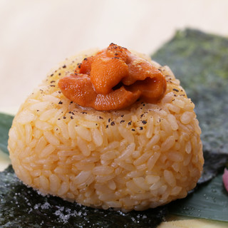 名物❗️『黄金のうにぎり✨』