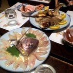 魚仁 - 鯛の刺身と塩焼き