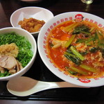 太陽のトマト麺 - トマトMen’s セット　980円　平日限定