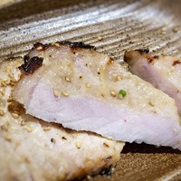 すざき町食・心旬ぎく - ＊胡麻味噌風味は薄味ですし、冷めているので旨みを感じなくて。 脂身が少なくてよかった。(^^;)