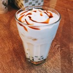 カフェレストガレージ - タピオカキャラメルミルク
