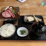 もみの木 - 朴葉みそ定食飛騨牛のせ　１３００円