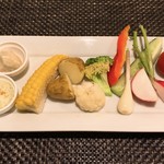 BAR食堂CORAZON - 県産野菜のディップハーフ アップ