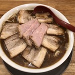 煮干し肉そば大盛り