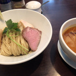 人力俥 - つけそば海老担々麺！ライムと三つ葉が美しい！