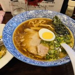 醤油ラーメン かまやつ - 