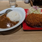 とんかつ檍のカレー屋 いっぺこっぺ - カタロースカツカレー。カツは別皿提供です。