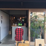 ドングリー コーヒースタンドと暮らしの道具店 - 