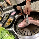 熟成肉専門店 ヨプの王豚塩焼 - 