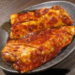 牛角 - カルビステーキ 690円 ⇒ 半額で 345円（税別）× 2 。　　　　　　2019.06.29