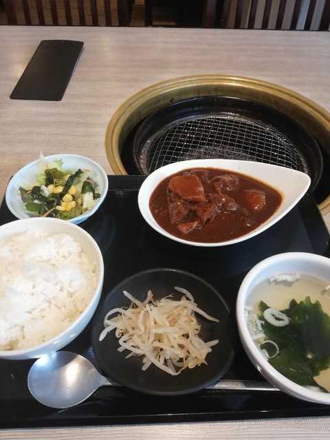 焼肉 黄金の牛 上尾店 上尾 焼肉 食べログ