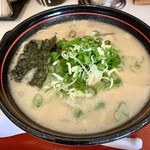 うちだラーメン - ラーメン(大)+ねぎ増量 680ね