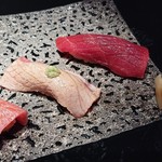 鮨 水月 - 和歌山 本鮪 大トロと大トロ炙りと赤身。