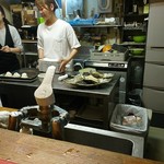 やっちゃば.こお  - この画像の方が、牡蠣のサイズがわかりやすい?