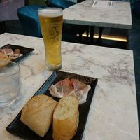 VALON TOKYO 錦糸町 - 生ハムパルマプロシュットと生ビール　2019.6