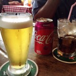 バブルオーバー - ランチビールとチェリーコーク