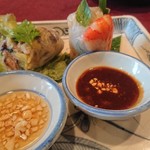 Tiem com vietnam - 生春巻
                        みそのタレとなんかのタレ 美味しいです