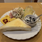 Kuma Cafe - 特製モーニング