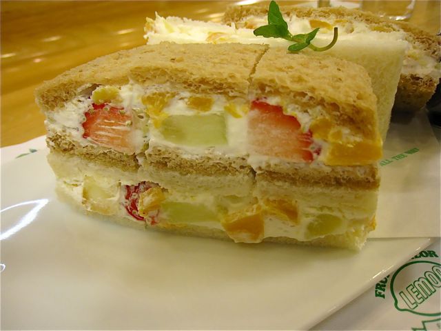 閉店 フルーツパーラーレモン 高島屋 東京店 日本橋 フルーツパーラー 食べログ