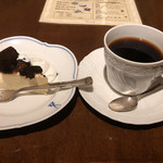 ヴォワスィカフェ