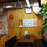 Okonomiyaki Taiyou - 右手テーブル席