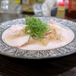 トリワイン ＰＩＫＯＳＨＨＨＵ - ピリッとよだれ鶏