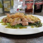 トリワイン ＰＩＫＯＳＨＨＨＵ - 鉄板焼鶏 塊のもも