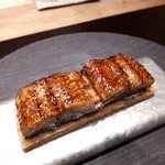 炭火割烹 白坂 - 鰻パイ　サクサクパイに鰻さん✨✨サワークリームがよく合っています