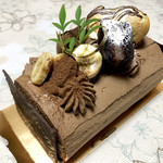 キンセイドウ - チョコレートロールケーキでもお祝い！食べまくり！