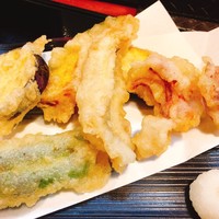 魚めし 竹亭 - 盛合せの天ぷら