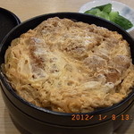 竜馬 - カツ丼（大盛り）880円（アップ）