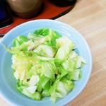 ラーメン 奥津家 - 味付キャベツ