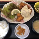 Resutoran Hayuma - チキン南蛮定食 980円。