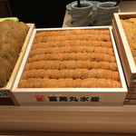 鮨 利﨑 - 雲丹。
      美味し。