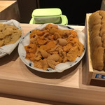 鮨 利﨑 - 雲丹。
      美味し。