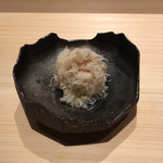 鮨 利﨑 - 北海道の噴火湾の毛ガニ。
      美味し。