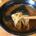 Ramen Tsukesoba Itadaki - 濃厚なスープですが、つけ麺ならサラリとイケます
