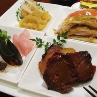 萬珍樓 本店 - 祝い鶏：1,600円
