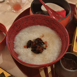 石塀小路 朝粥と出し茶漬け KOI-KOI - 《朝粥膳¥2484税サ込》
      ●御飯:鯉恋米お粥