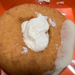 ミスタードーナツ - 裏から見ると確かにドーナツですね。