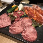 Yakiniku Aka Ushi - 