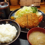 食房なかむら - とんかつ定食