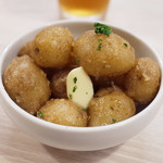 トンテキ食堂8 - コロコロポテト コンソメパンチ味(ハーフサイズ300円)