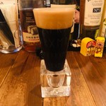 Izakaya Piri Kara Sosu - ガージェリースタウト生ビール（490円）