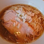 らーめん芝浜 - ザクザク玉ねぎが辛くなくて、フレッシュ&ジューシー！