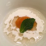 ロドラント ミノルナキジン - びわのコンポート